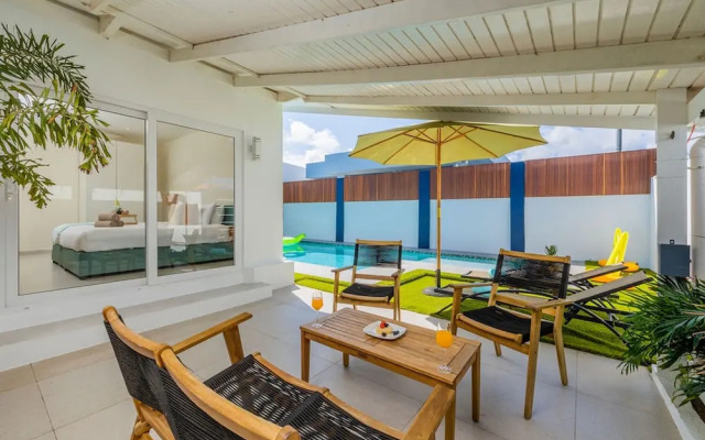 NEW Modern 3BR 3BA Private Pool Centrallylocated
