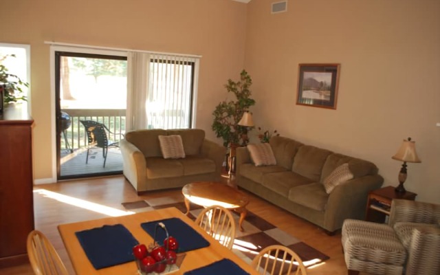 Rumbling Bald Resort