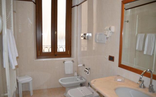 Strozzi Palace Hotel