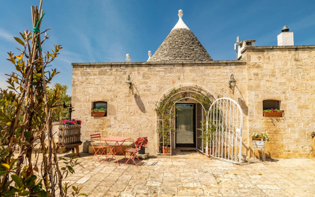 Trullo Patricia Pool