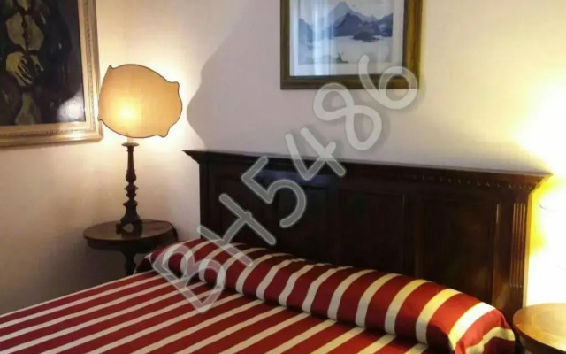 BARTHOUSE5486