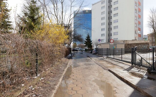 Apartment Park de Gaulle'a by Renters
