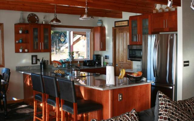 Squawking Raven B and B