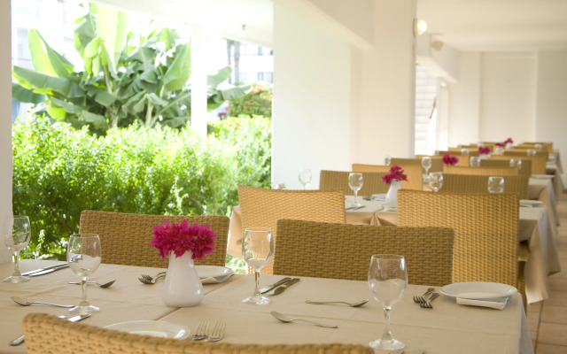 Nissi Park Hotel