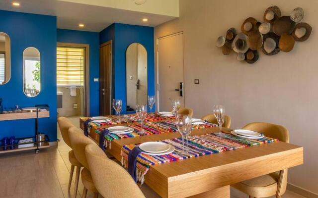 Luxury 2BR Pool & Golf View at Cana Pearl