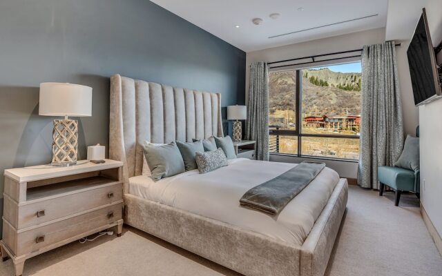 One Snowmass - Snowmass Mountain Lodging