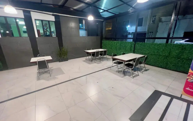 Hotel Aquario CDMX - Central del Norte