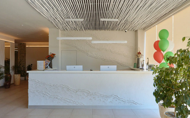 Aquamarine Family Club Hotel