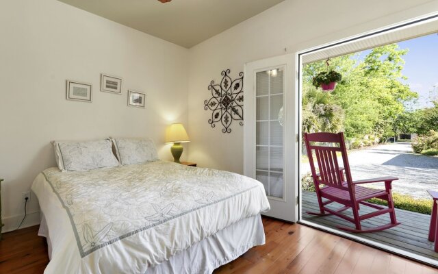 Carroll House Cottages