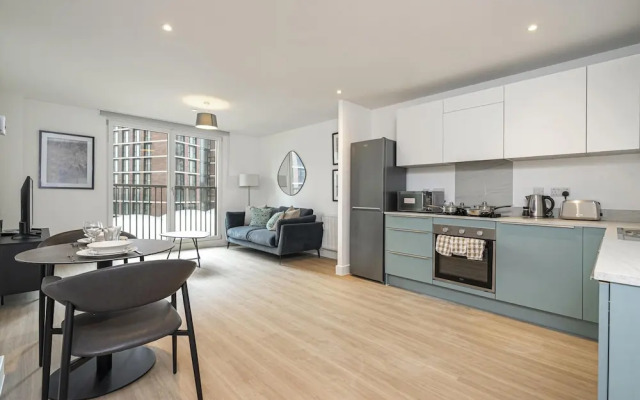 Designer Waterside Flat