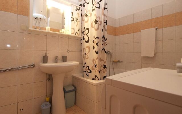 Apartment 397