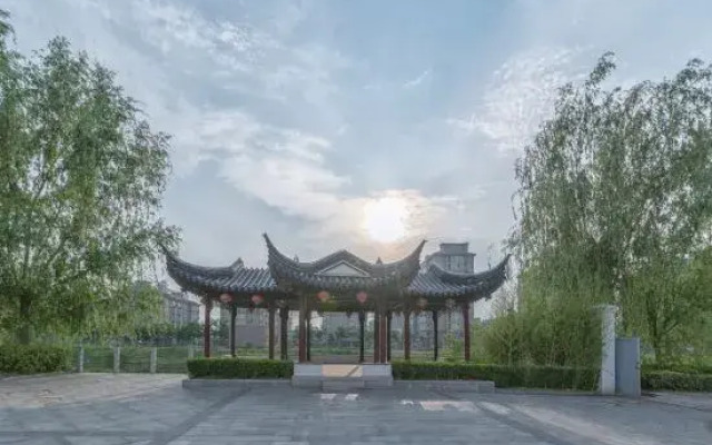 Xianggelila Hotel