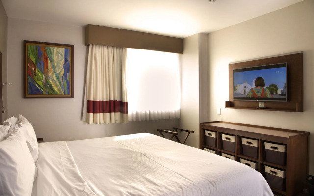 Four Points By Sheraton Queretaro Norte