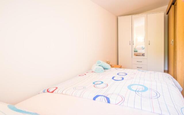 Apartment Karamarko