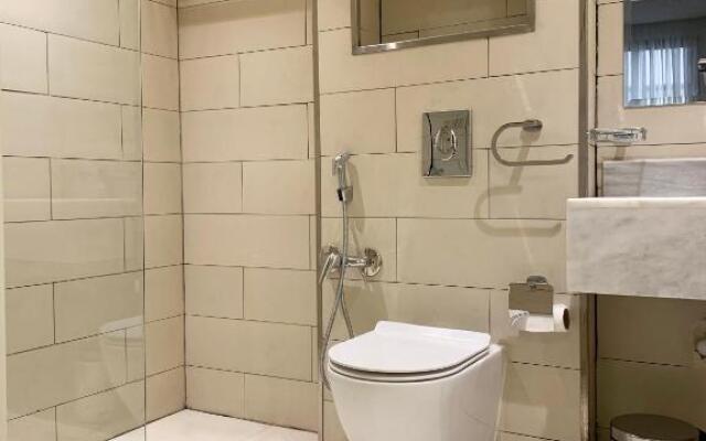 Tawun A1-8 Royal touch Balcony GZ41