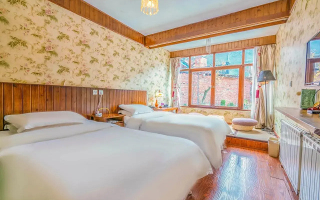 Mosuo Inn