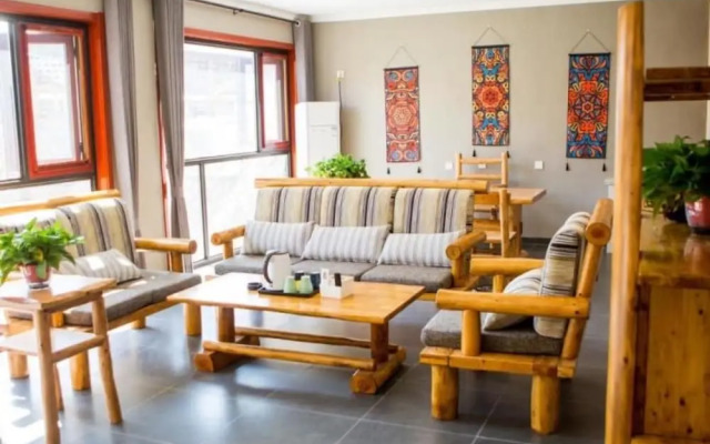 Habitat Quadrangle North Luogu- Flagship