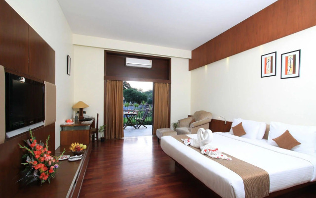 Silent Shores Resort & Spa