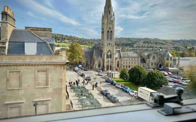 The Georgian Loft Apartment Central Bath