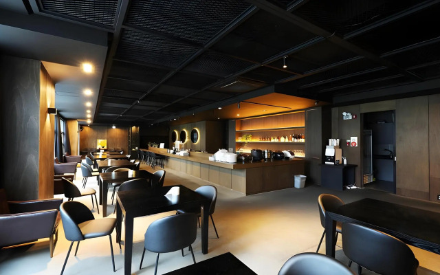 Cheongju The Mark Hotel