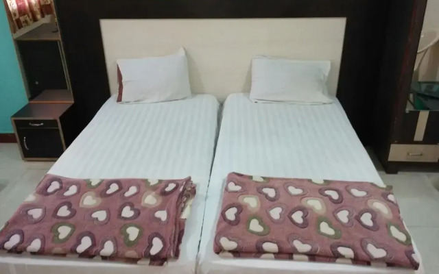 Hotel Arsh Plaza