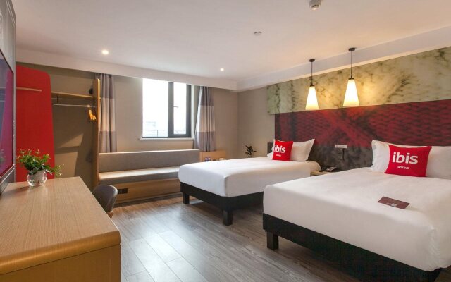 Ibis Wuhan Hubu Alley Hotel