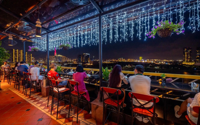 Hotel Majestic Saigon