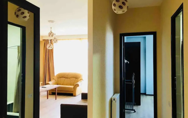 Nearby Chavchavadze Ave Sweet Home With Terrace