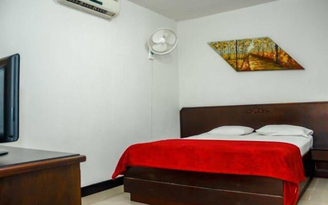 Hotel D'Caprices