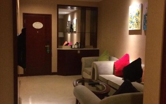 Shenzhen Donghua Jiayue Hotel
