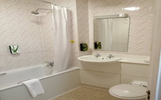 Premier Inn  Ayr/Prestwick Airport