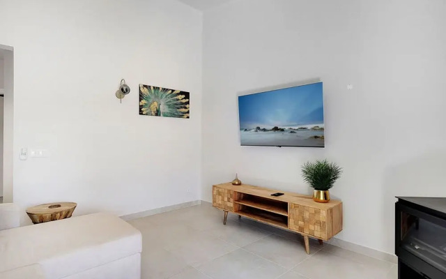 Casa Ella - 98 A dos Moinhos