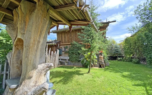Eco-friendly Chalet Near the Lake in Asten