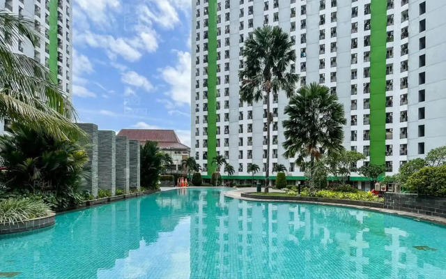 OYO 498 Green Lake View Ciputat