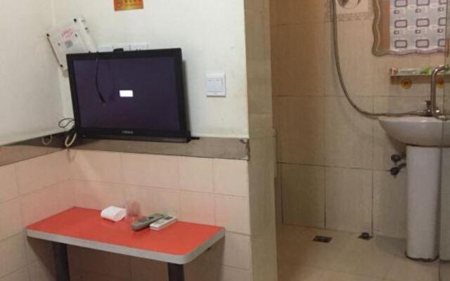 Fudun Holiday Hostel
