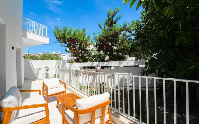 Villa Malaga Luxury for 10 in Central Marsa