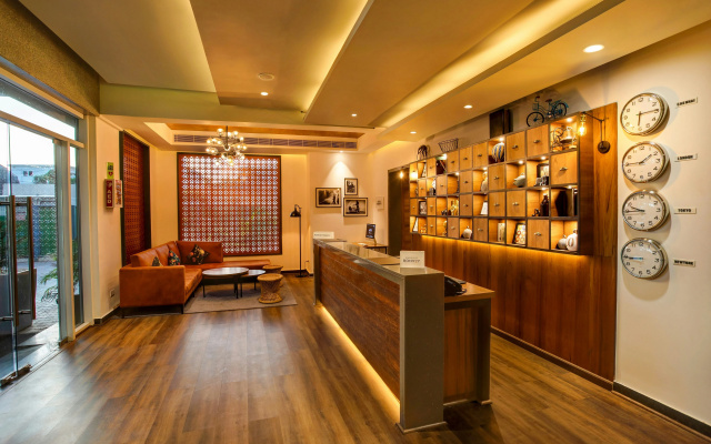 Holiday Inn Express Chennai Old Mahabalipuram Road – Lobby – Chennai