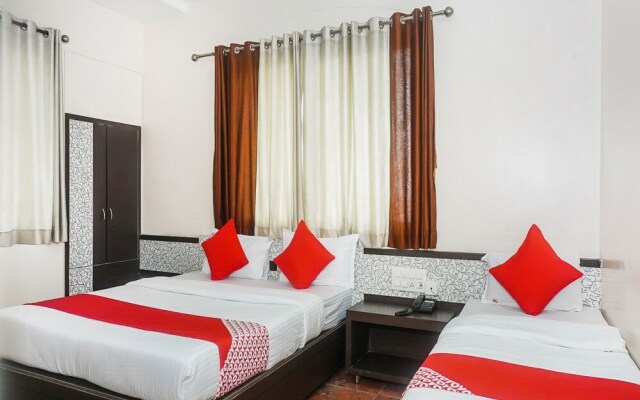 OYO 15223 Hotel Eshosans Palace