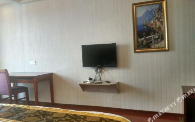 Xinjiali Hotel
