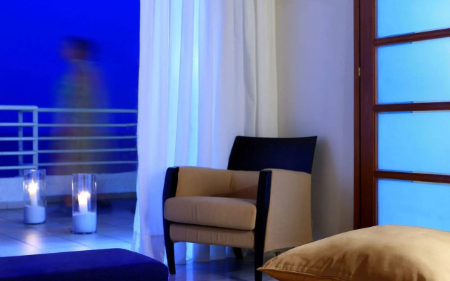 Apollonia Beach Resort & Spa