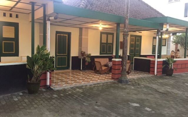 Pamularsih Homestay