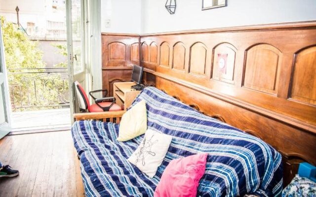 83 Rosario Hostel
