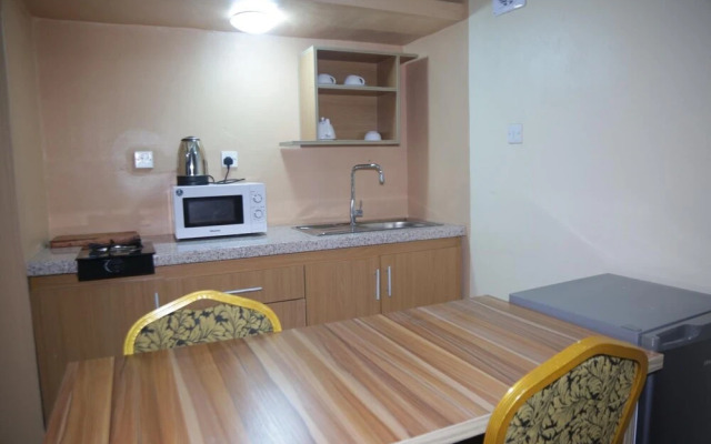 Goddis Apartments