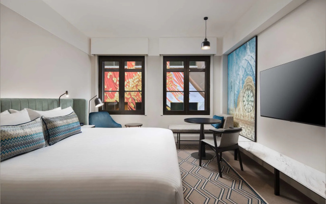 Hilton Melbourne Little Queen Street
