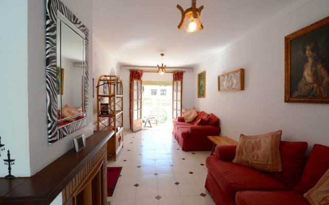 Casa Avinguda Montgo