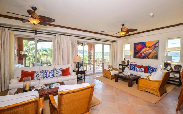 Montebello 2C - 3 bdr 3 Bath Ocean View