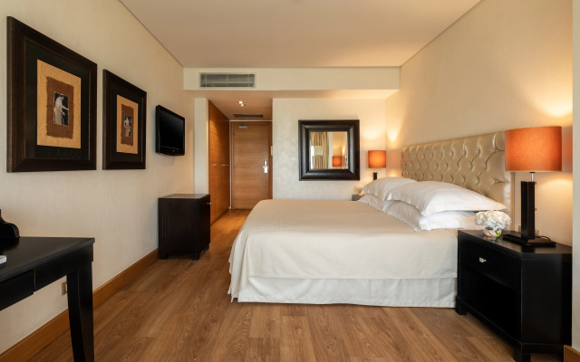 Plaza Resort Hotel