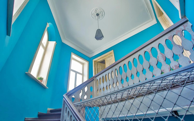 Entire apartment hosted by Keti