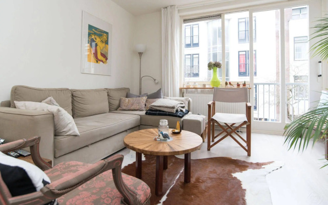Canal Belt apartments - Amstel River area