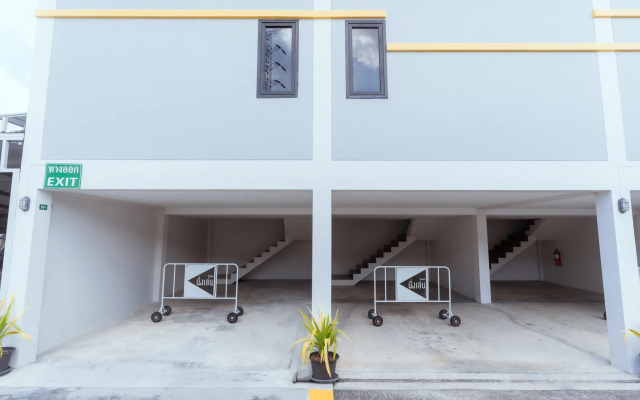 Nunglen Hotel (SHA Certified)